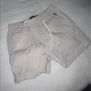 Hollister light gray shorts